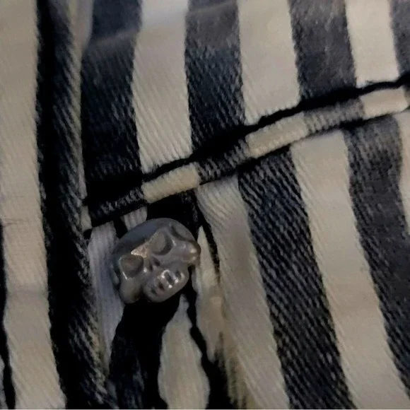 TRIPP NYC | Daang Goodman | Narrow Stripe Rocker | B&W Pinstripe Skinny Jeans - Picture 3 of 5